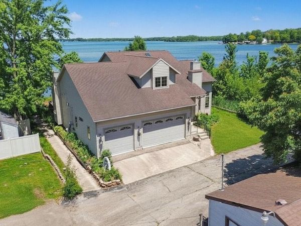 4211 Lynden Road, Shelbyville, MI 49344