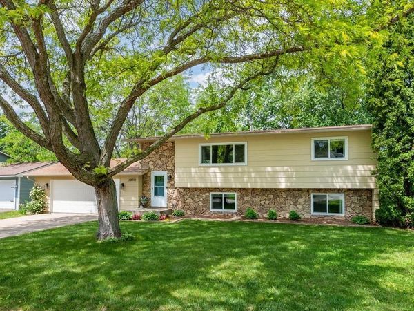 112316 Baxter Court , Chaska, MN 55318