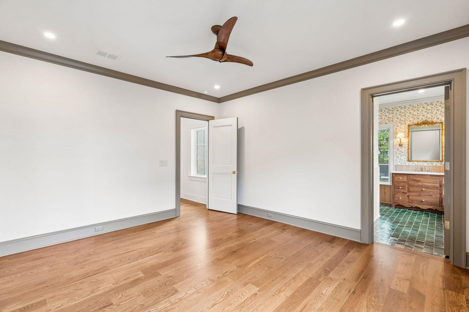 1323 Wayne Street Photo 43