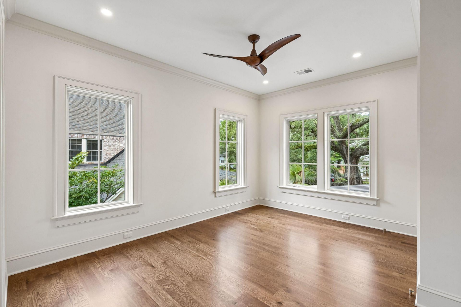 1323 Wayne Street Photo 46