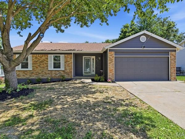 57 Valley View Drive, St Peters, MO 63376