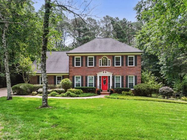1389 Saint Michaels Court, Lilburn, GA 30047