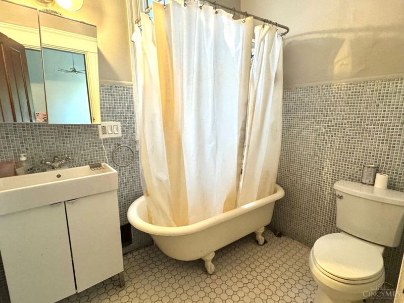 461 Warner Street, Cincinnati, OH 45219 Photo 17