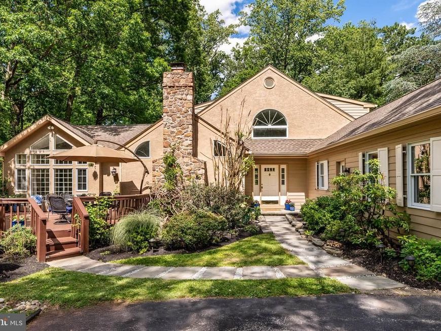 406 Brighton Circle , Devon, PA 19333 Main Photo