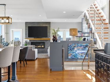 284 Bunker Hill St, Unit 5, Boston, MA 02129