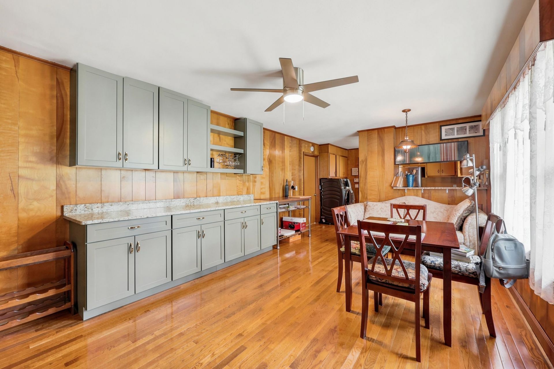 205 W Raft St. Photo 13