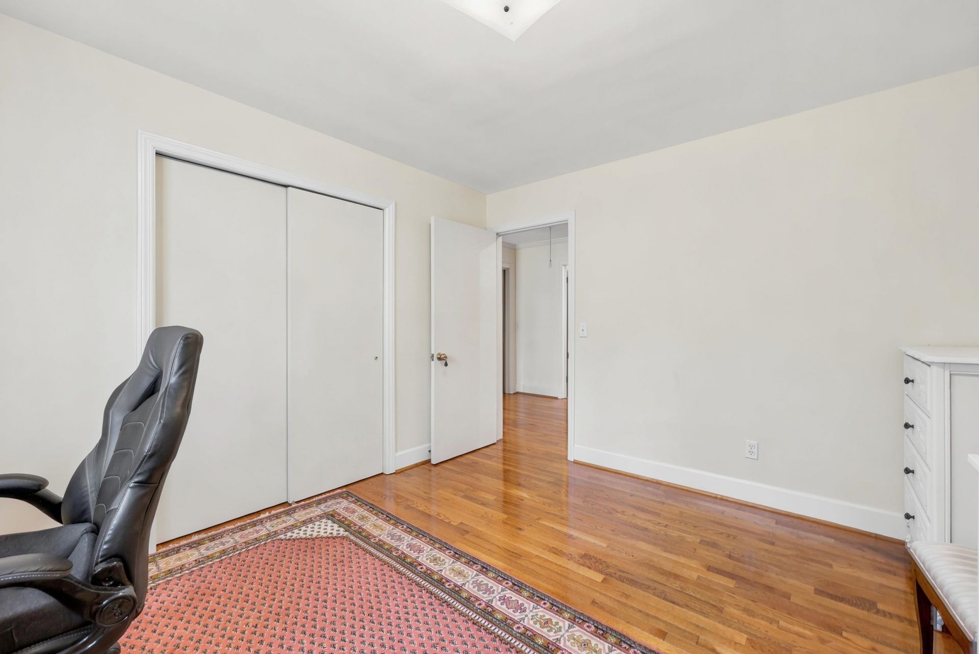 205 W Raft St. Photo 20