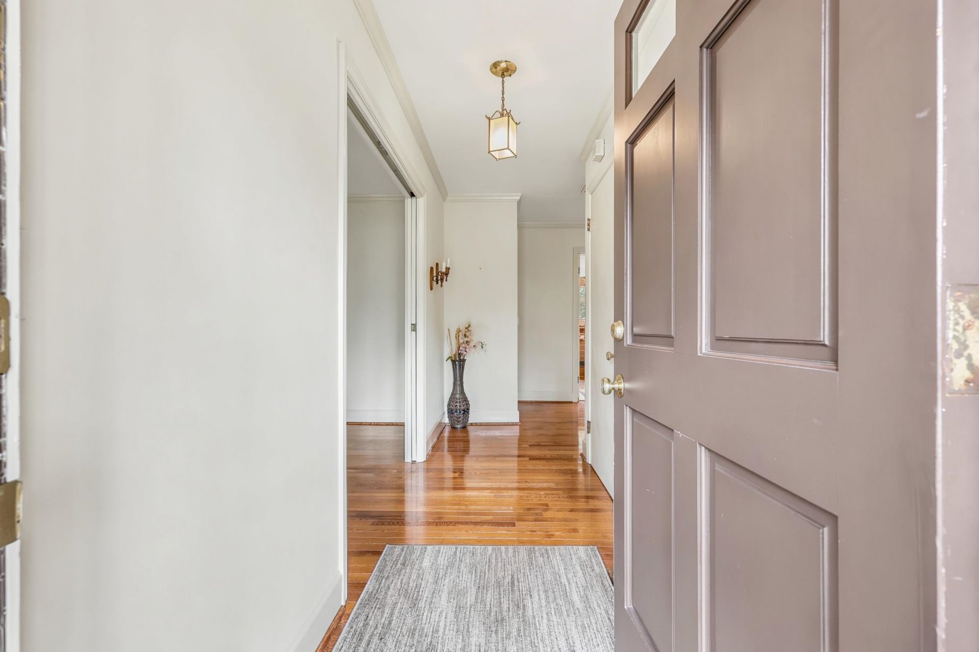 205 W Raft St. Photo 5