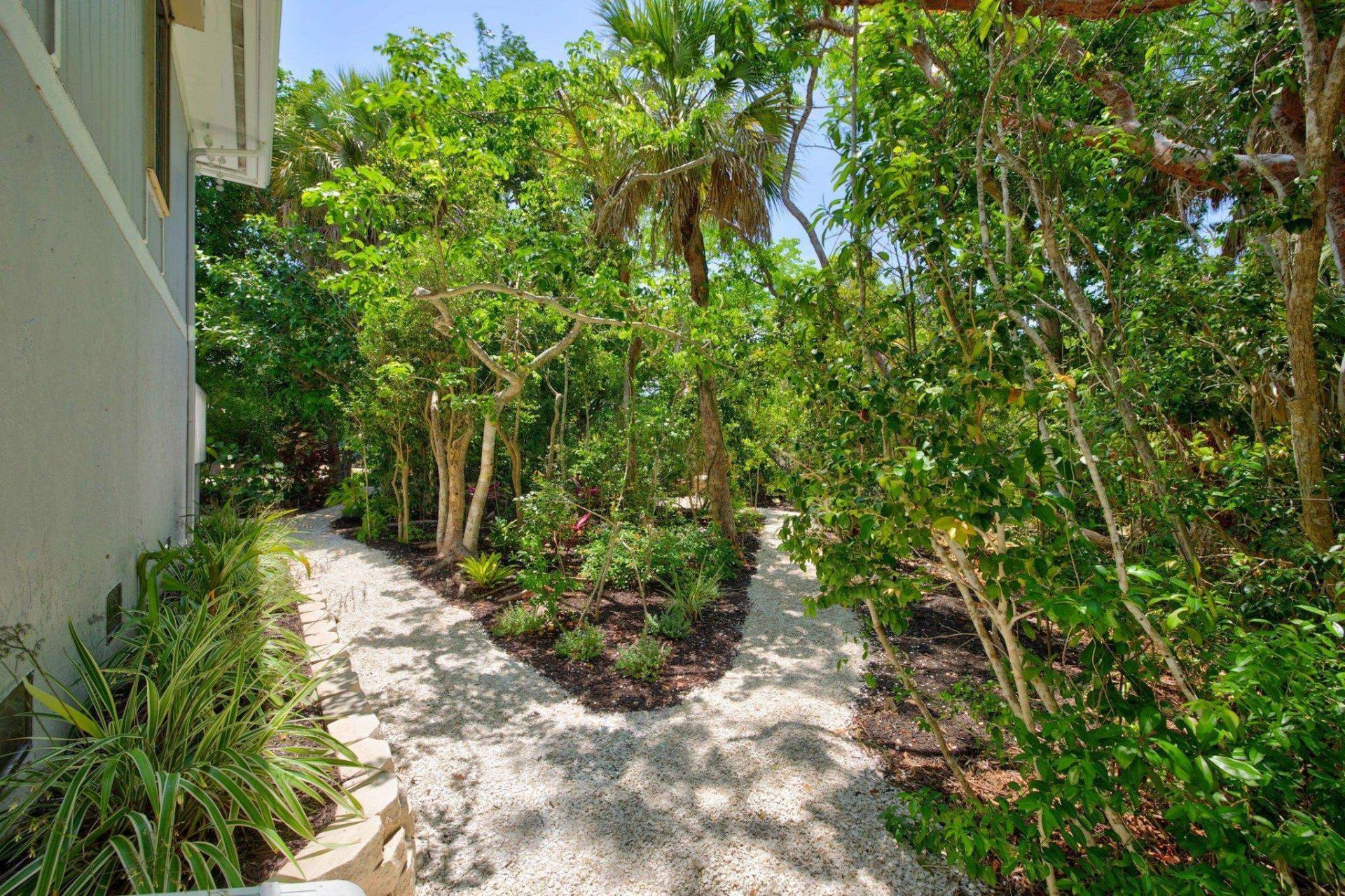 1986 Wild Lime Dr, Sanibel, FL 33957 Photo