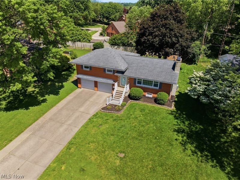 3610 Darien Avenue NW, Canton, OH 44718 Photo 2