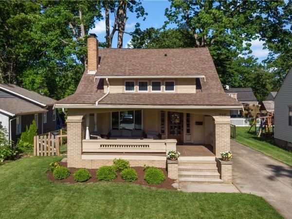 560 Elmwood Road, Bay Village, OH 44140
