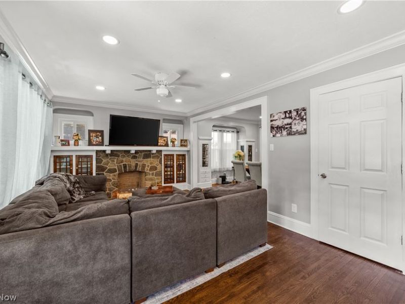 560 Elmwood Road, Bay Village, OH 44140 Photo 7