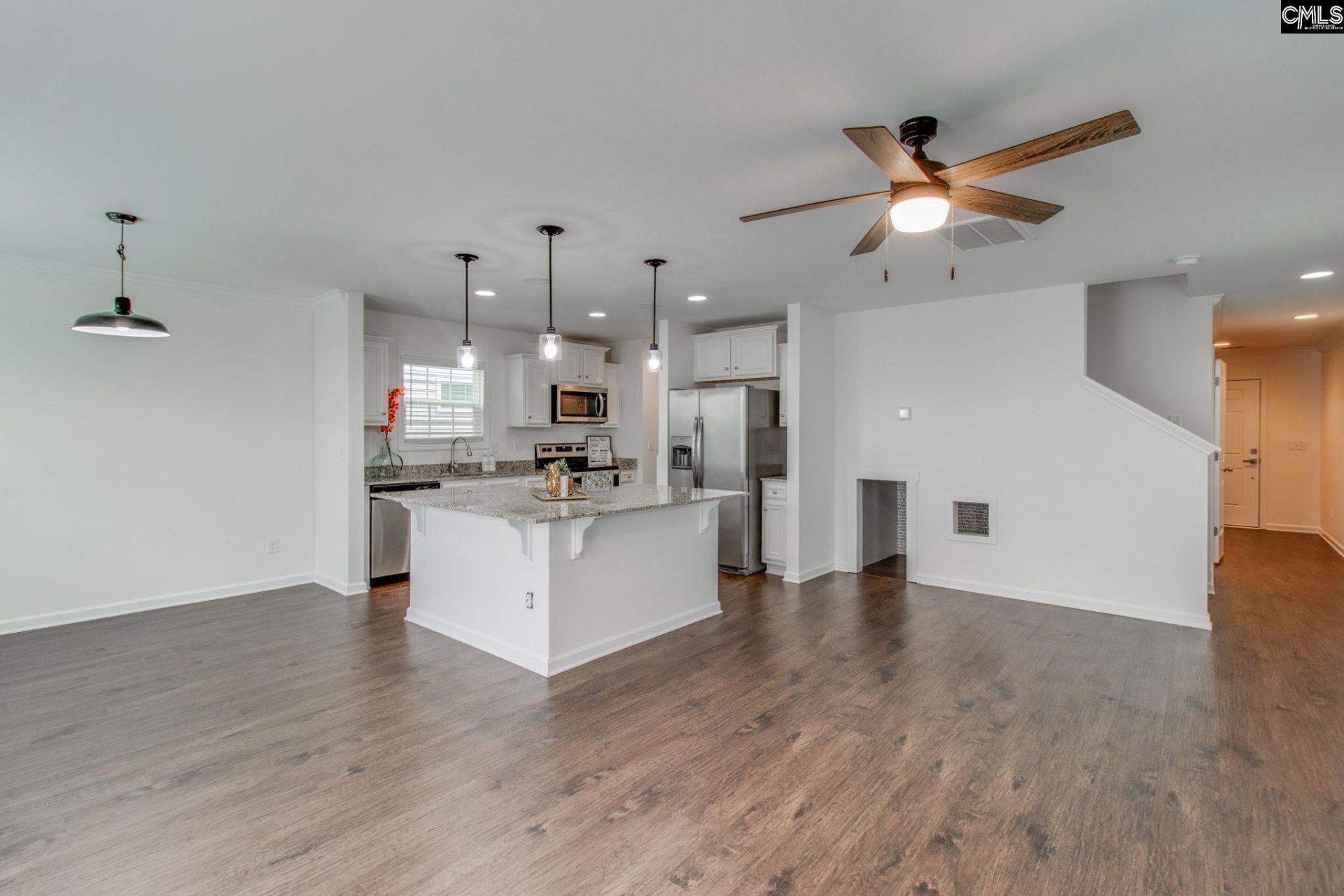 760 Dawsons Park Way  Photo 4