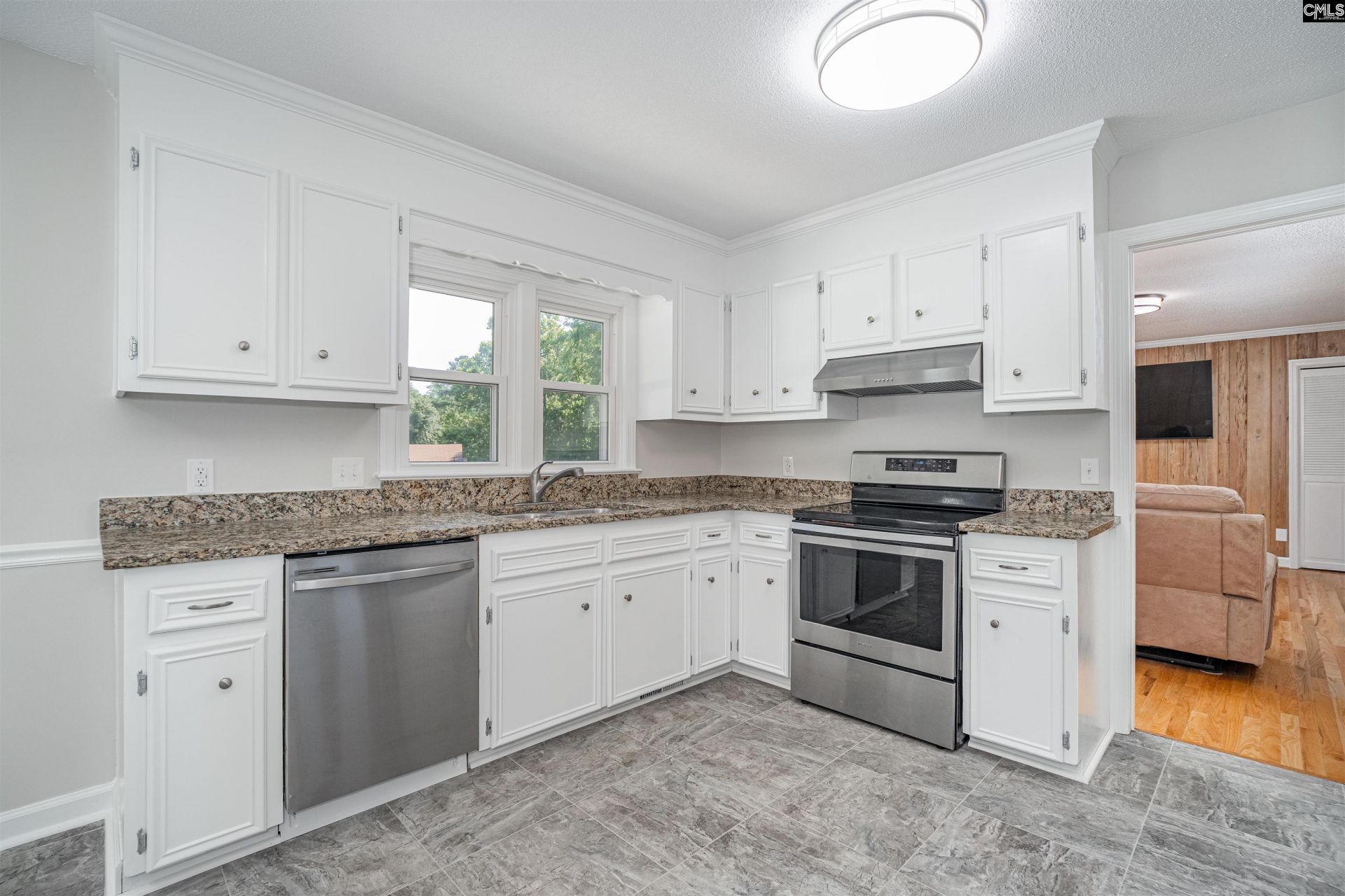 101 White Falls Circle  Photo 11