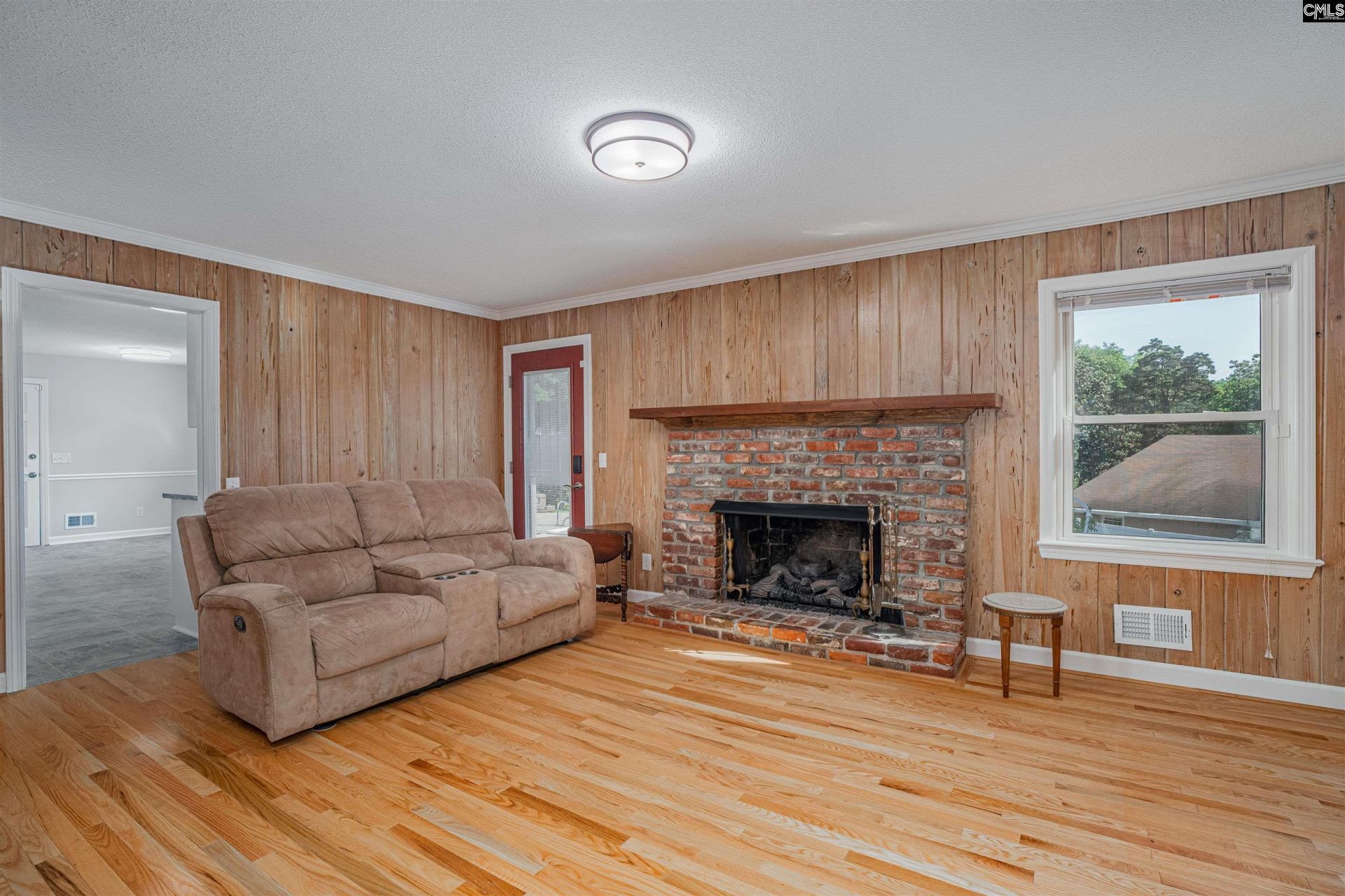 101 White Falls Circle  Photo 6