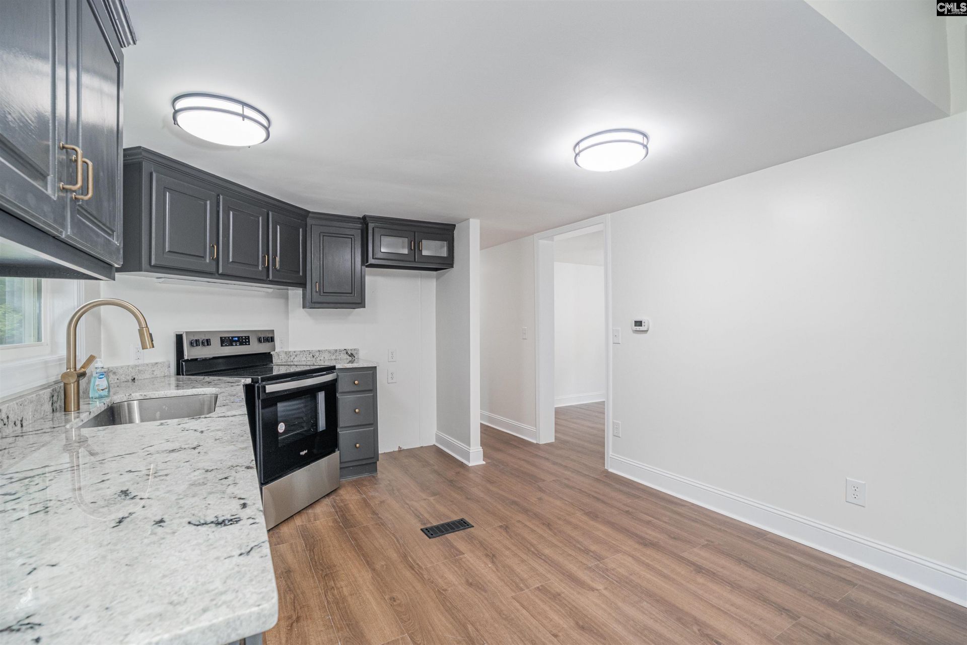 1101 Founders Road Photo 13