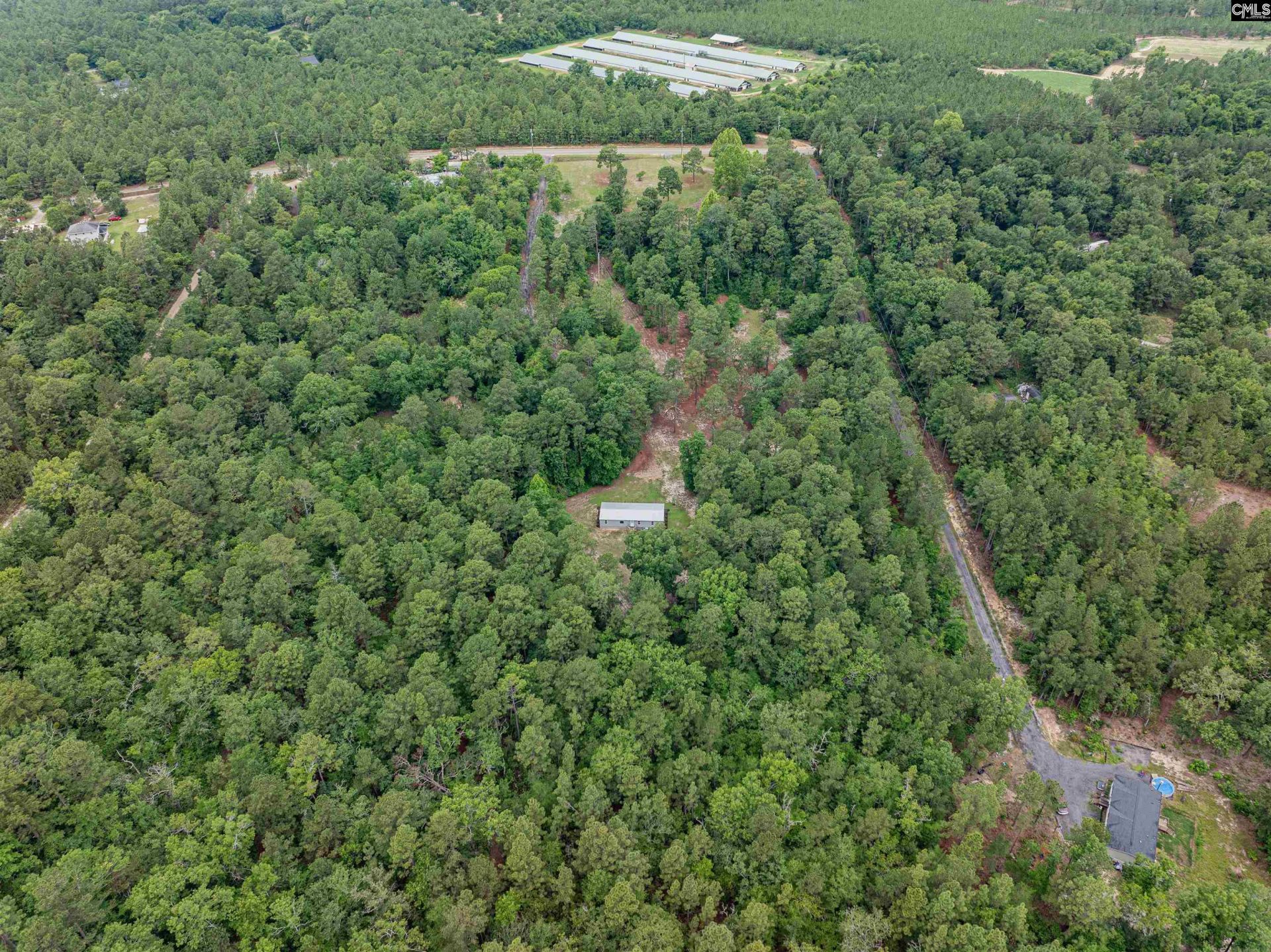 1101 Founders Road Photo 38
