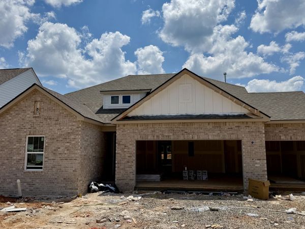 137 Yuma Lane , White House, TN 37188