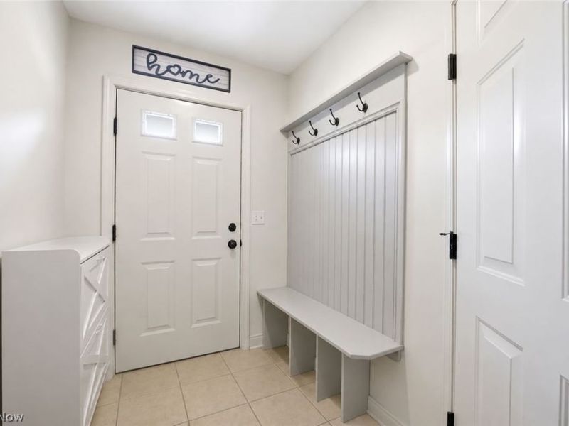 6 Grandview Drive , Rocky River, OH 44116 Photo 4