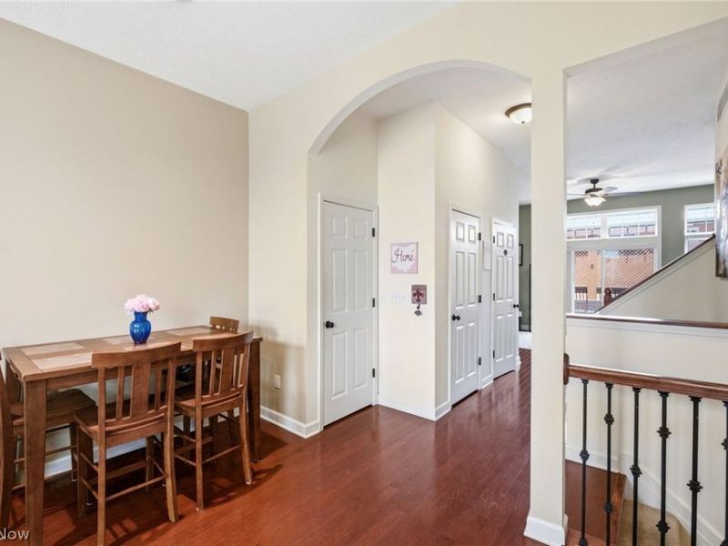 6 Grandview Drive , Rocky River, OH 44116 Photo 5