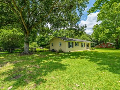 7372 Commodore Road, Yonges Island, SC 29449