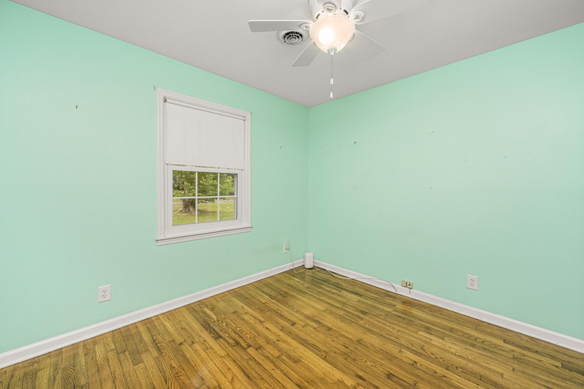 7372 Commodore Road Photo 26