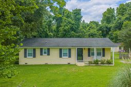 7372 Commodore Road photo 4