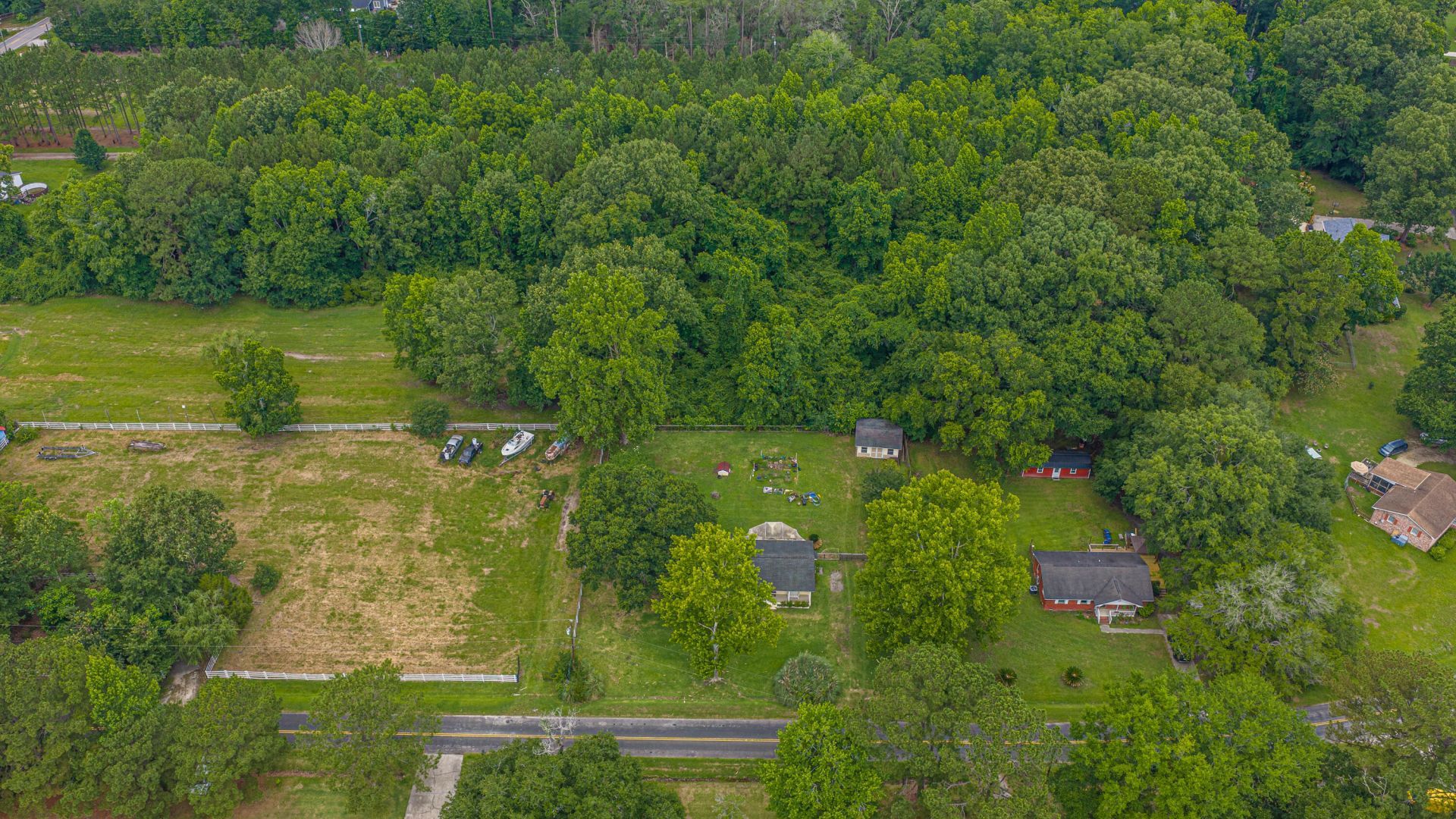 7372 Commodore Road Photo 48