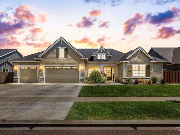 5008 W W Strant St, Eagle, ID 83616