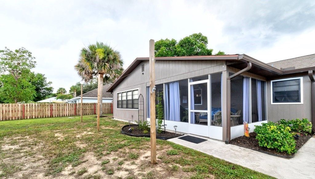 585 Ray Street, Sebastian, FL 32958 Photo