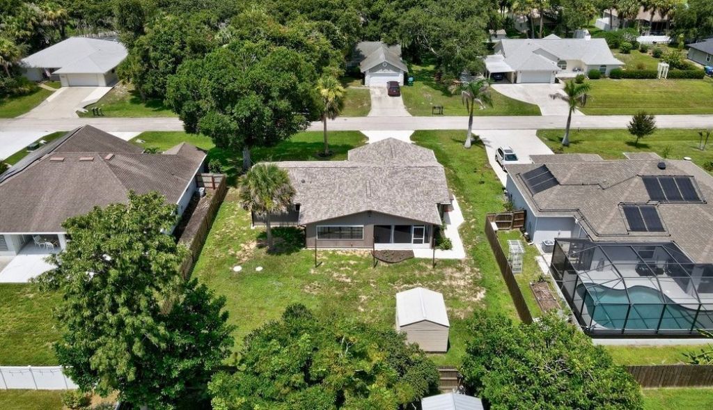 585 Ray Street, Sebastian, FL 32958 Photo