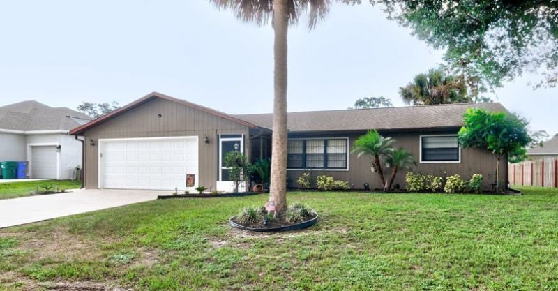 585 Ray Street, Sebastian, FL 32958 Photo