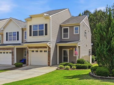 121 Cypress Hill Lane, Holly Springs, NC 27540