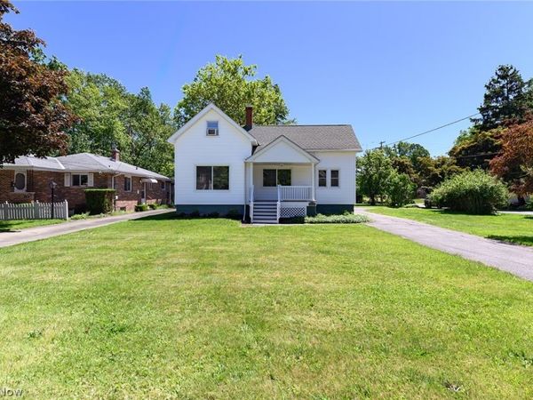 3213 Clague Road , North Olmsted, OH 44070