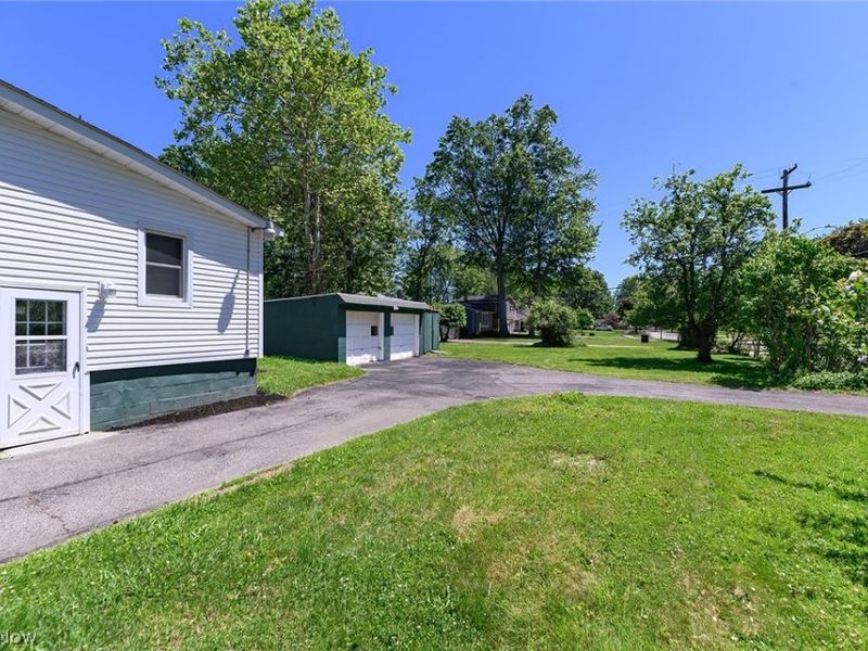 3213 Clague Road , North Olmsted, OH 44070 Photo 22