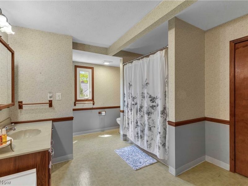 24323 Smith Avenue, Westlake, OH 44145 Photo 26