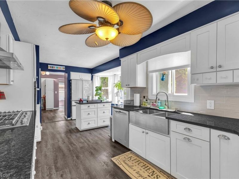 24323 Smith Avenue, Westlake, OH 44145 Photo 5