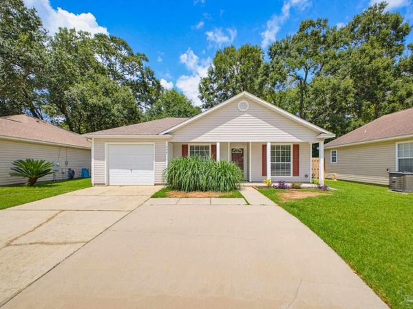 640 Calderwood Ct, Pensacola, FL 32534