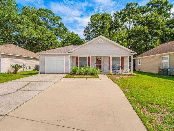 640 Calderwood Ct, Pensacola, FL 32534