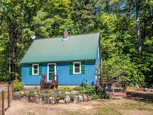 51 Old Goshen Road, Conway, NH 03813