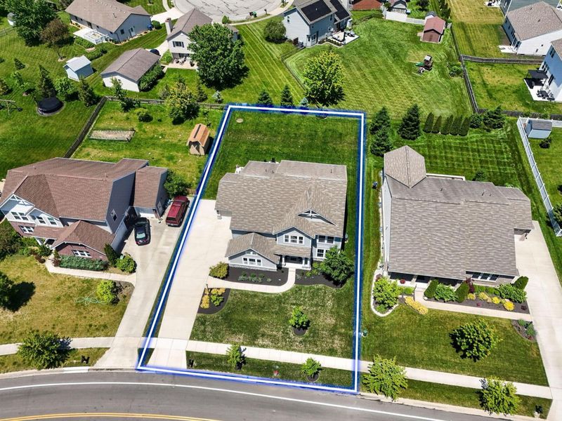 1449 Adena Pointe Drive, Marysville, OH 43040 Photo 2