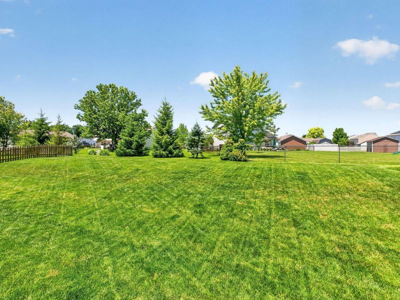 1449 Adena Pointe Drive, Marysville, OH 43040 Photo 89