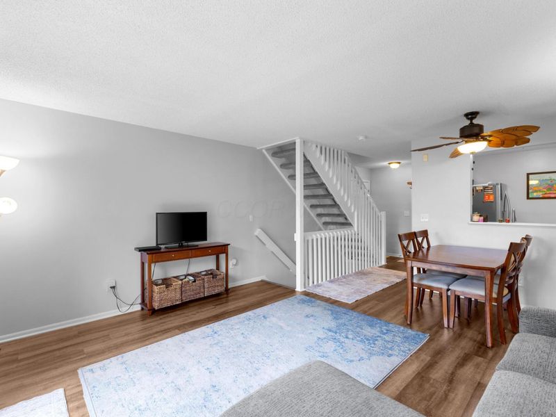 1699 Ridgebury Drive , Unit 143E, Hilliard, OH 43026 Photo 8