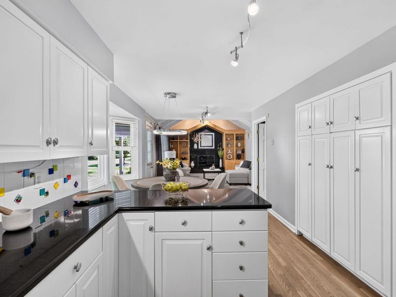 1423 Windrush Circle, Blacklick, OH 43004 Photo 7