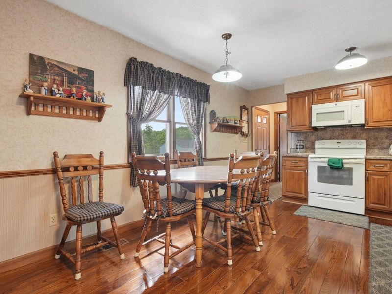 17329 Zig Zag Drive , Circleville, OH 43113 Photo 12