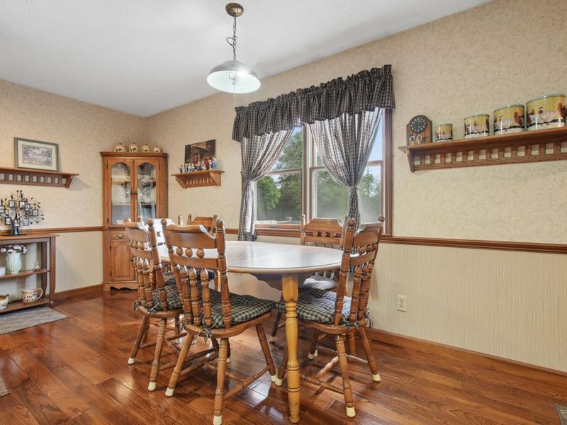 17329 Zig Zag Drive , Circleville, OH 43113 Photo 14