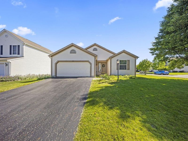 385 Flat River Street , Pickerington, OH 43147 Photo 10