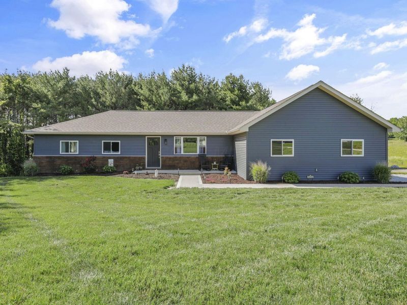5312 Cincinnati Zanesville Road NE, Lancaster, OH 43130 Photo 1