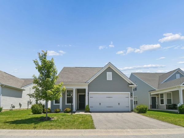 6012 Lawthorn Drive , Unit 18, Westerville, OH 43081