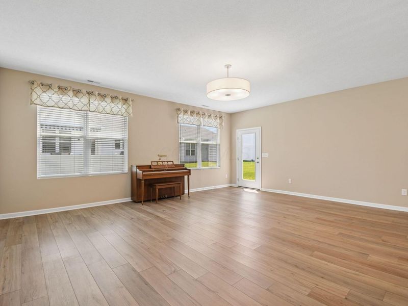 6012 Lawthorn Drive, Unit 18, Westerville, OH 43081 Photo 17